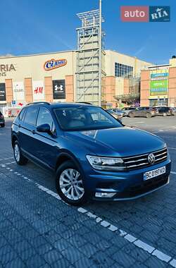 Позашляховик / Кросовер Volkswagen Tiguan 2018 в Львові