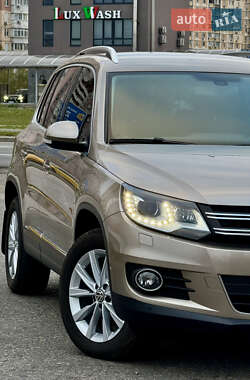 Внедорожник / Кроссовер Volkswagen Tiguan 2012 в Киеве