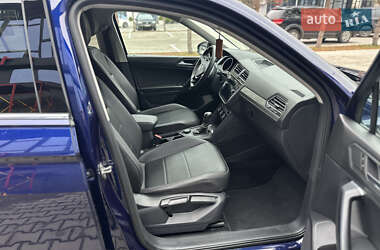 Позашляховик / Кросовер Volkswagen Tiguan 2020 в 