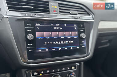 Позашляховик / Кросовер Volkswagen Tiguan 2020 в 