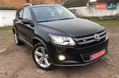 Позашляховик / Кросовер Volkswagen Tiguan 2013 в Житомирі