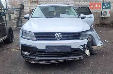 Позашляховик / Кросовер Volkswagen Tiguan 2017 в Дніпрі