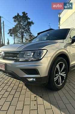 Позашляховик / Кросовер Volkswagen Tiguan 2019 в Житомирі