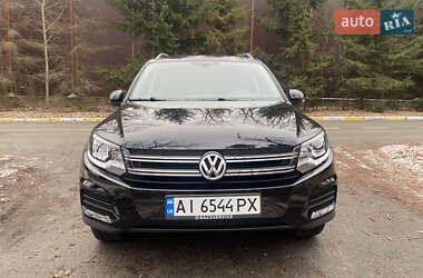 Позашляховик / Кросовер Volkswagen Tiguan 2016 в Бучі