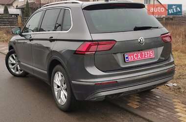 Внедорожник / Кроссовер Volkswagen Tiguan 2018 в Луцке