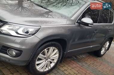 Внедорожник / Кроссовер Volkswagen Tiguan 2012 в Хмельнике