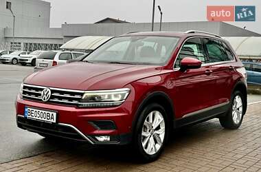 Позашляховик / Кросовер Volkswagen Tiguan 2017 в Києві