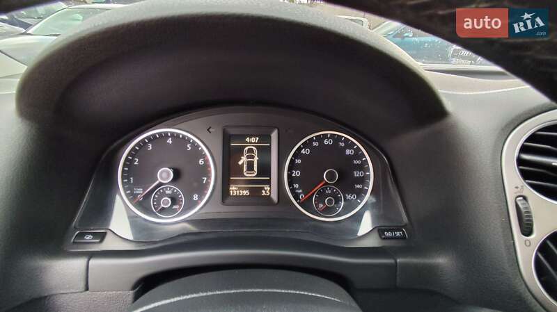Позашляховик / Кросовер Volkswagen Tiguan 2010 в Чернігові