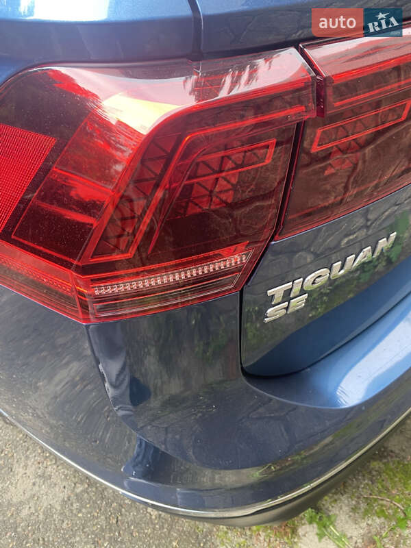 Внедорожник / Кроссовер Volkswagen Tiguan 2018 в Львове