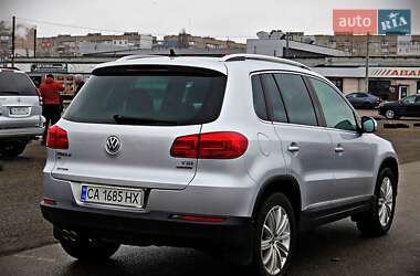 Позашляховик / Кросовер Volkswagen Tiguan 2015 в Черкасах