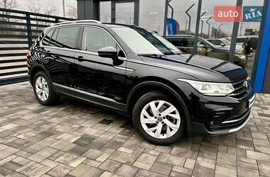 Внедорожник / Кроссовер Volkswagen Tiguan 2021 в Ровно