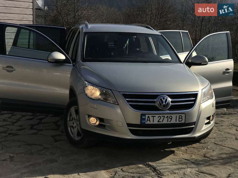 Позашляховик / Кросовер Volkswagen Tiguan 2010 в Делятині