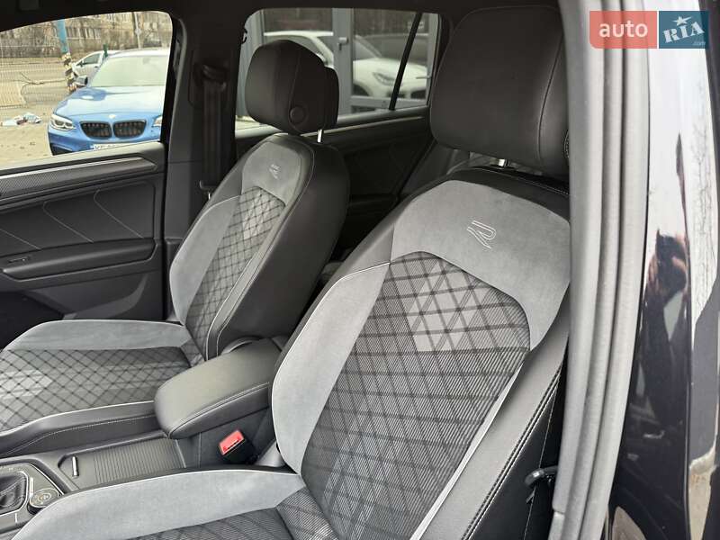 Внедорожник / Кроссовер Volkswagen Tiguan 2021 в Киеве