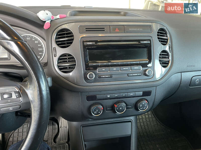 Позашляховик / Кросовер Volkswagen Tiguan 2013 в Ужгороді