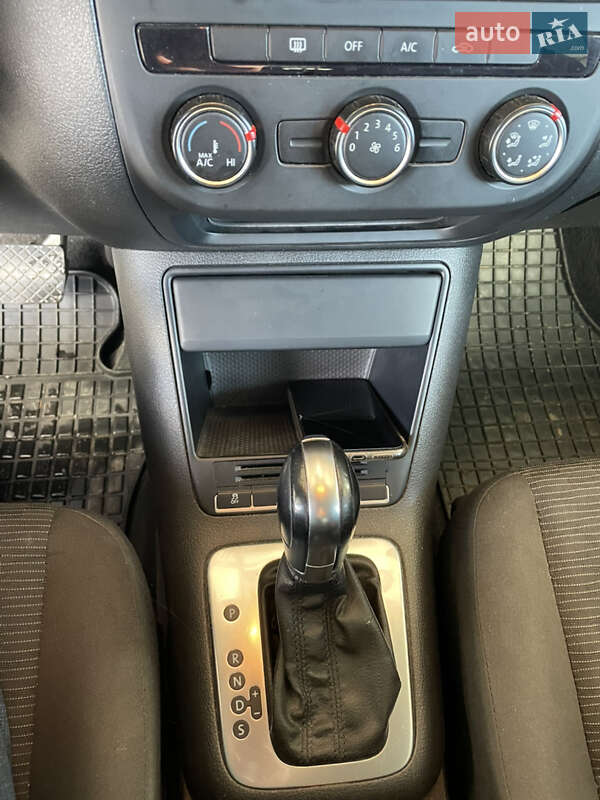 Позашляховик / Кросовер Volkswagen Tiguan 2013 в Ужгороді