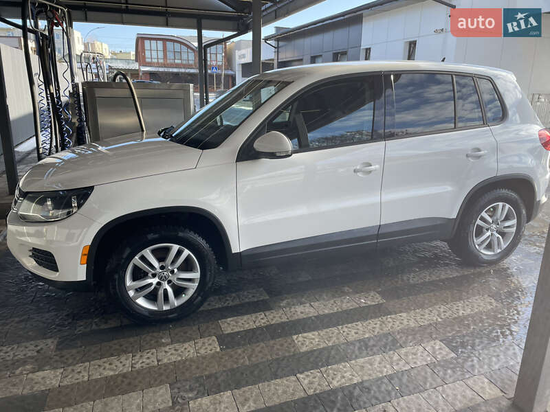Позашляховик / Кросовер Volkswagen Tiguan 2013 в Ужгороді