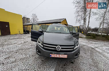 Внедорожник / Кроссовер Volkswagen Tiguan 2012 в Львове