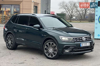 Внедорожник / Кроссовер Volkswagen Tiguan 2017 в Днепре