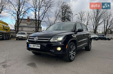 Позашляховик / Кросовер Volkswagen Tiguan 2016 в Києві