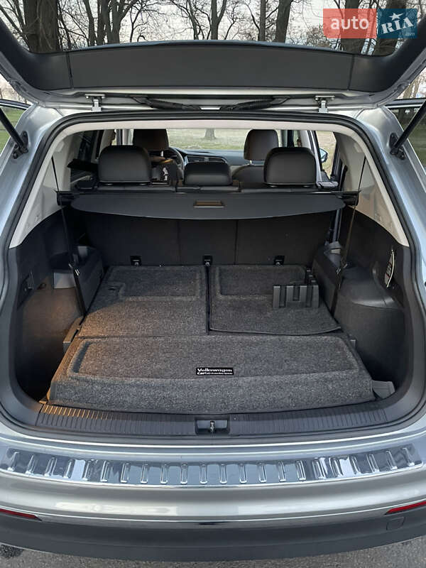 Позашляховик / Кросовер Volkswagen Tiguan 2020 в Миколаєві