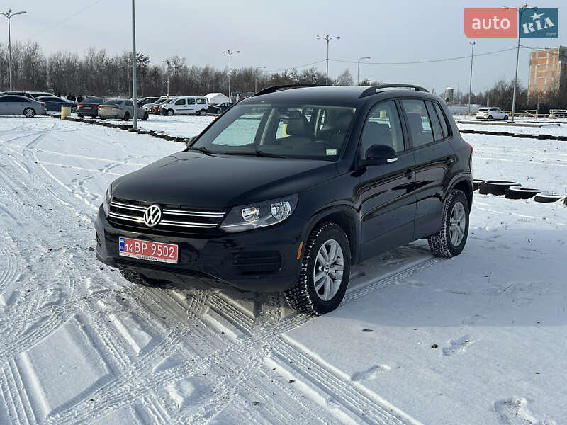 Внедорожник / Кроссовер Volkswagen Tiguan 2017 в Львове