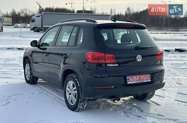 Внедорожник / Кроссовер Volkswagen Tiguan 2017 в Львове