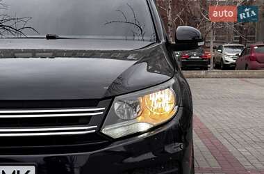 Внедорожник / Кроссовер Volkswagen Tiguan 2012 в Днепре