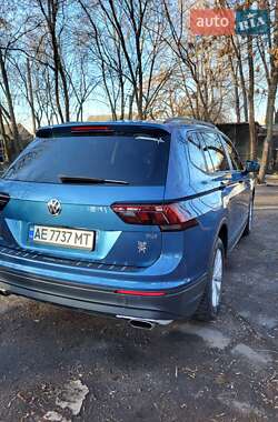 Внедорожник / Кроссовер Volkswagen Tiguan 2017 в Павлограде