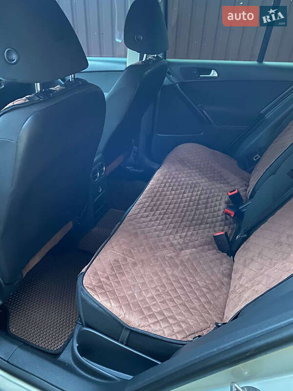 Внедорожник / Кроссовер Volkswagen Tiguan 2015 в Бердичеве