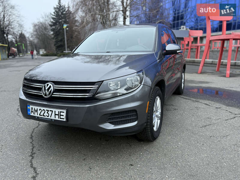 Внедорожник / Кроссовер Volkswagen Tiguan 2012 в Днепре