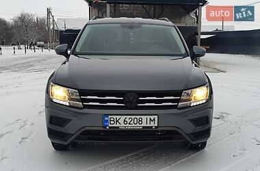 Позашляховик / Кросовер Volkswagen Tiguan 2017 в Миргороді