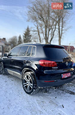 Внедорожник / Кроссовер Volkswagen Tiguan 2013 в Львове