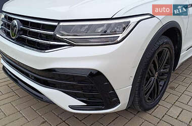 Позашляховик / Кросовер Volkswagen Tiguan 2022 в Києві