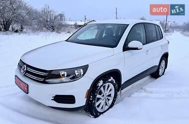 Внедорожник / Кроссовер Volkswagen Tiguan 2014 в Львове