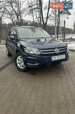 Позашляховик / Кросовер Volkswagen Tiguan 2015 в Чернігові