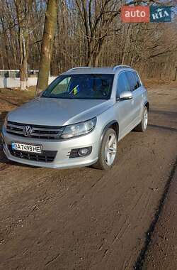 Позашляховик / Кросовер Volkswagen Tiguan 2016 в Знам'янці