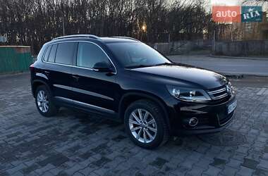 Внедорожник / Кроссовер Volkswagen Tiguan 2013 в Каменец-Подольском