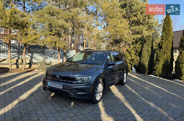 Внедорожник / Кроссовер Volkswagen Tiguan 2018 в Тернополе