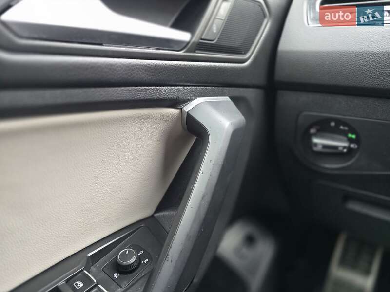 Внедорожник / Кроссовер Volkswagen Tiguan 2019 в Львове