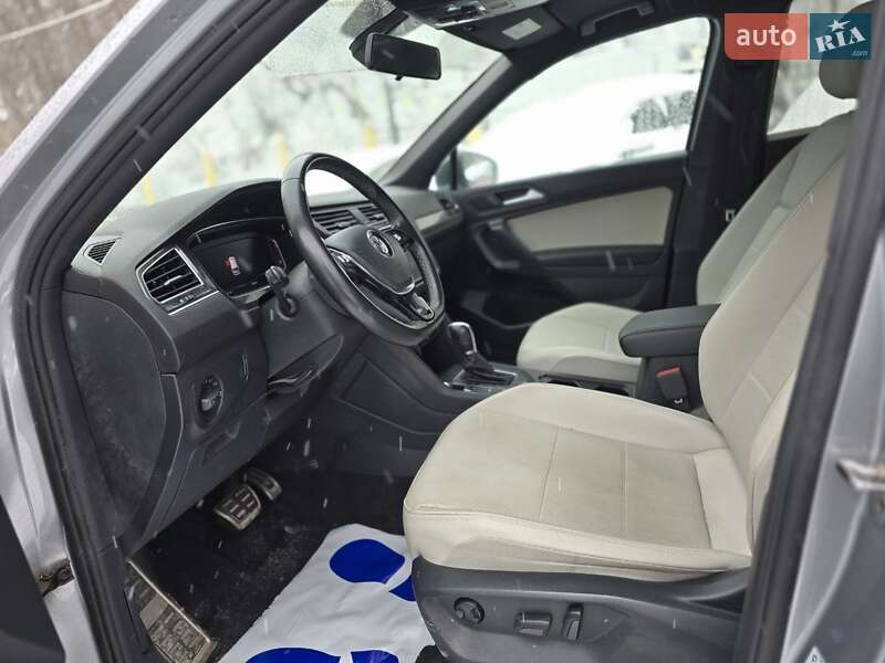 Внедорожник / Кроссовер Volkswagen Tiguan 2019 в Львове