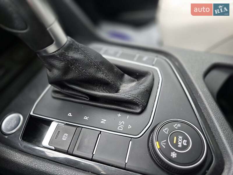 Внедорожник / Кроссовер Volkswagen Tiguan 2019 в Львове