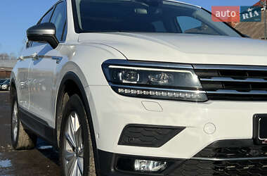 Внедорожник / Кроссовер Volkswagen Tiguan 2020 в Луцке