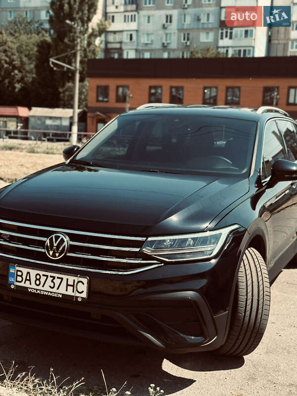 Позашляховик / Кросовер Volkswagen Tiguan 2021 в Кропивницькому
