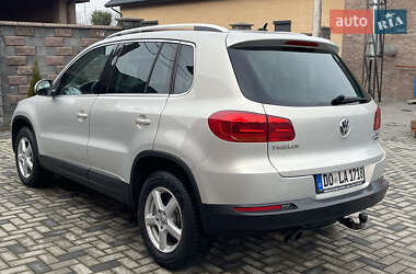 Позашляховик / Кросовер Volkswagen Tiguan 2011 в Рівному