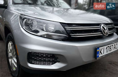 Внедорожник / Кроссовер Volkswagen Tiguan 2012 в Ирпене