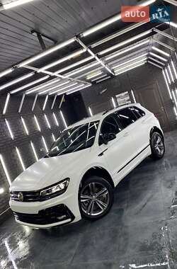 Позашляховик / Кросовер Volkswagen Tiguan 2018 в Харкові