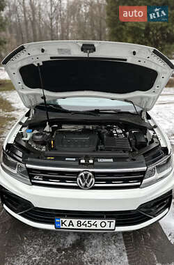 Внедорожник / Кроссовер Volkswagen Tiguan 2020 в Киеве