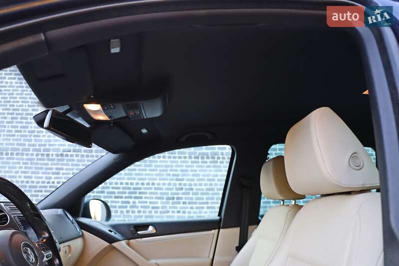 Внедорожник / Кроссовер Volkswagen Tiguan 2015 в Кременчуге