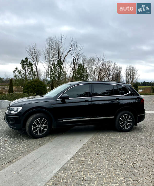 Внедорожник / Кроссовер Volkswagen Tiguan 2020 в Днепре