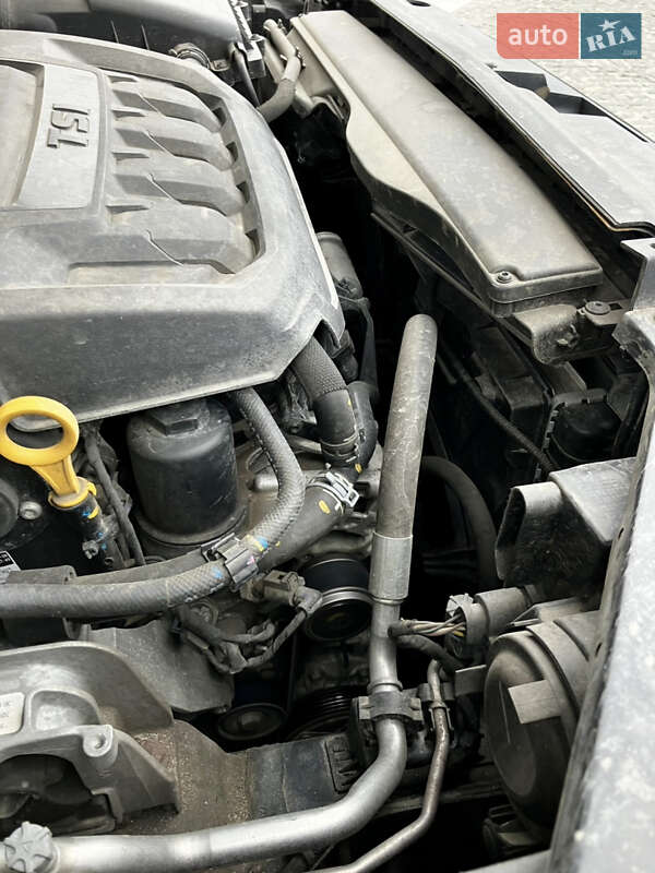 Внедорожник / Кроссовер Volkswagen Tiguan 2020 в Днепре